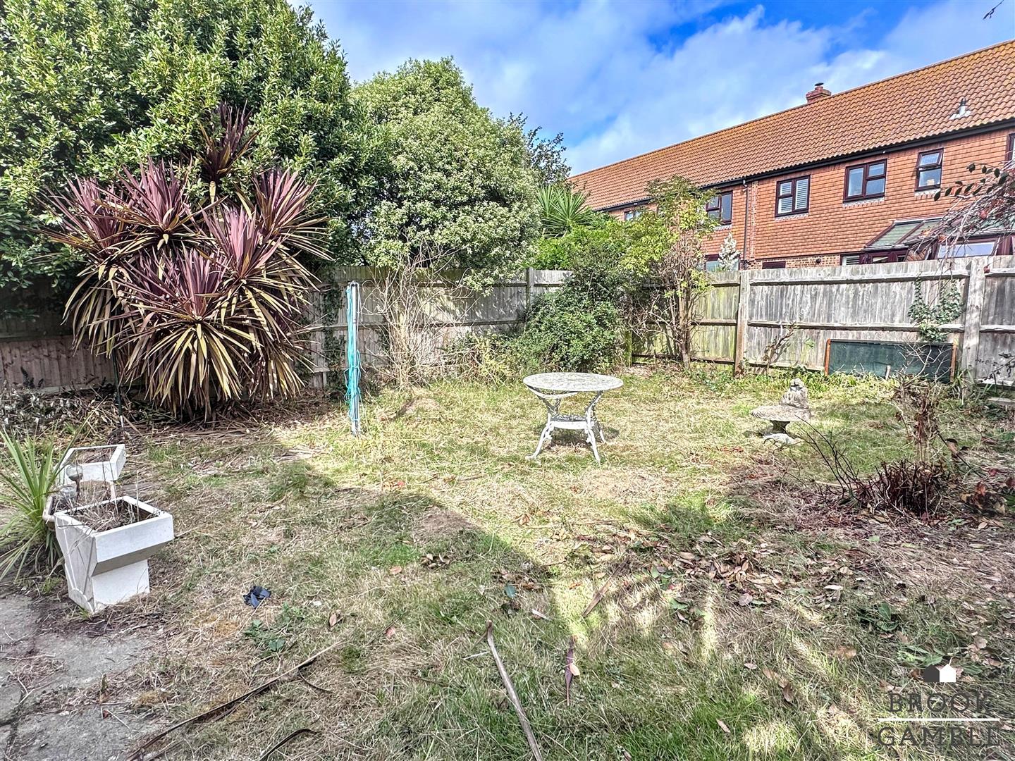 3 Bedroom House. Schofield Way in Eastbourne,  20
